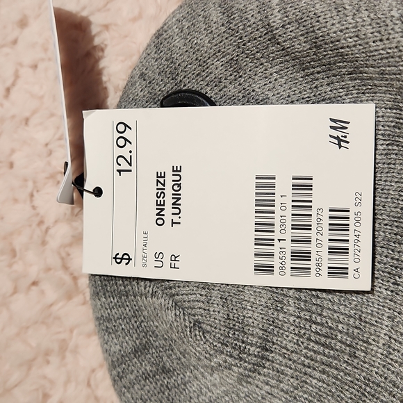 Beanie - Picture 4 of 4